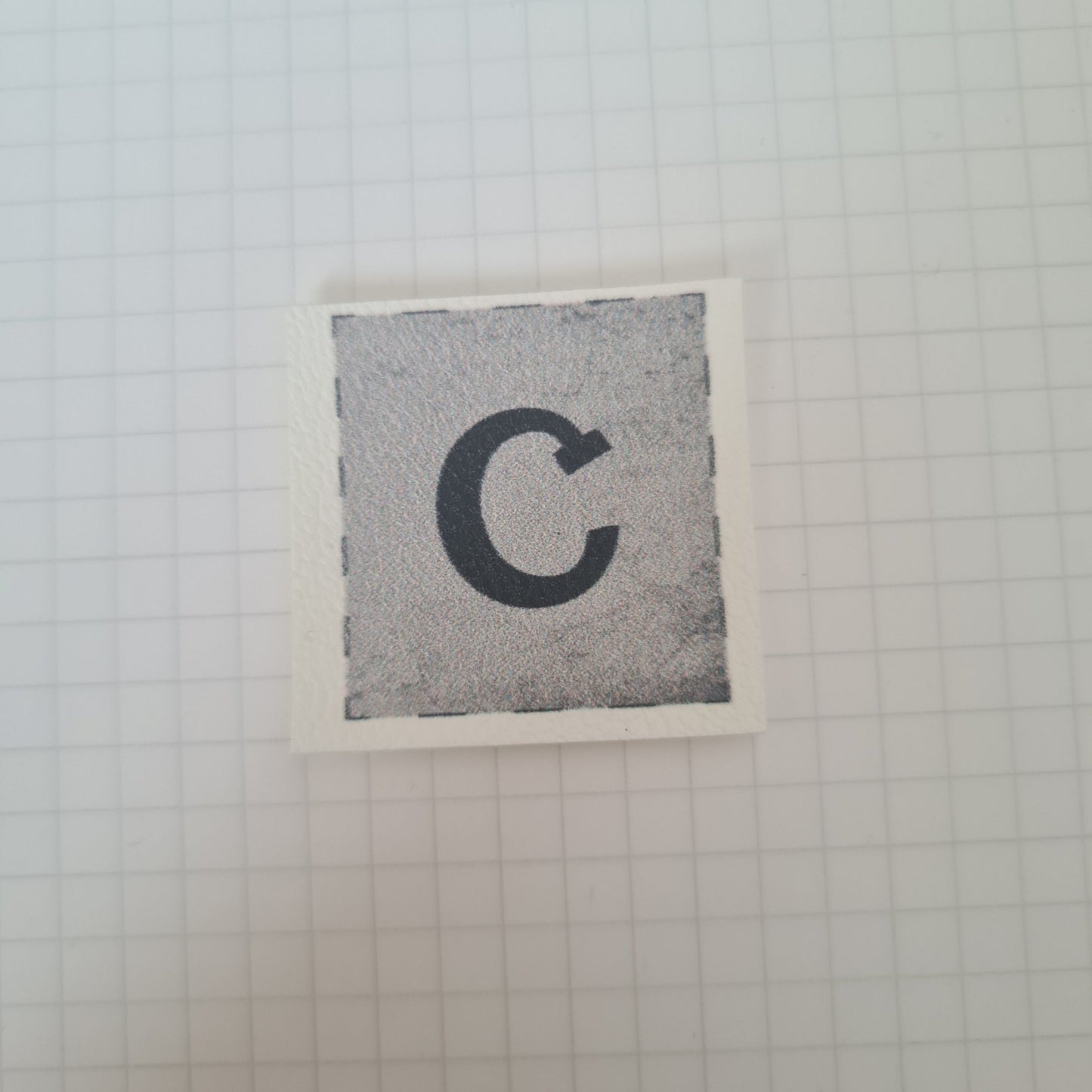 Kunstlederlabel - Buchstaben "C"