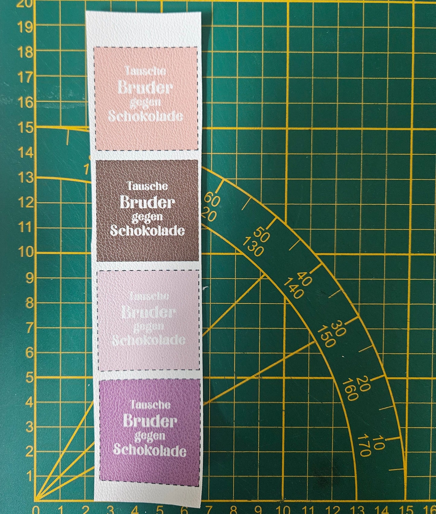 Auktion - Kunstlederlabel Set - Tausche Bruder Rosa