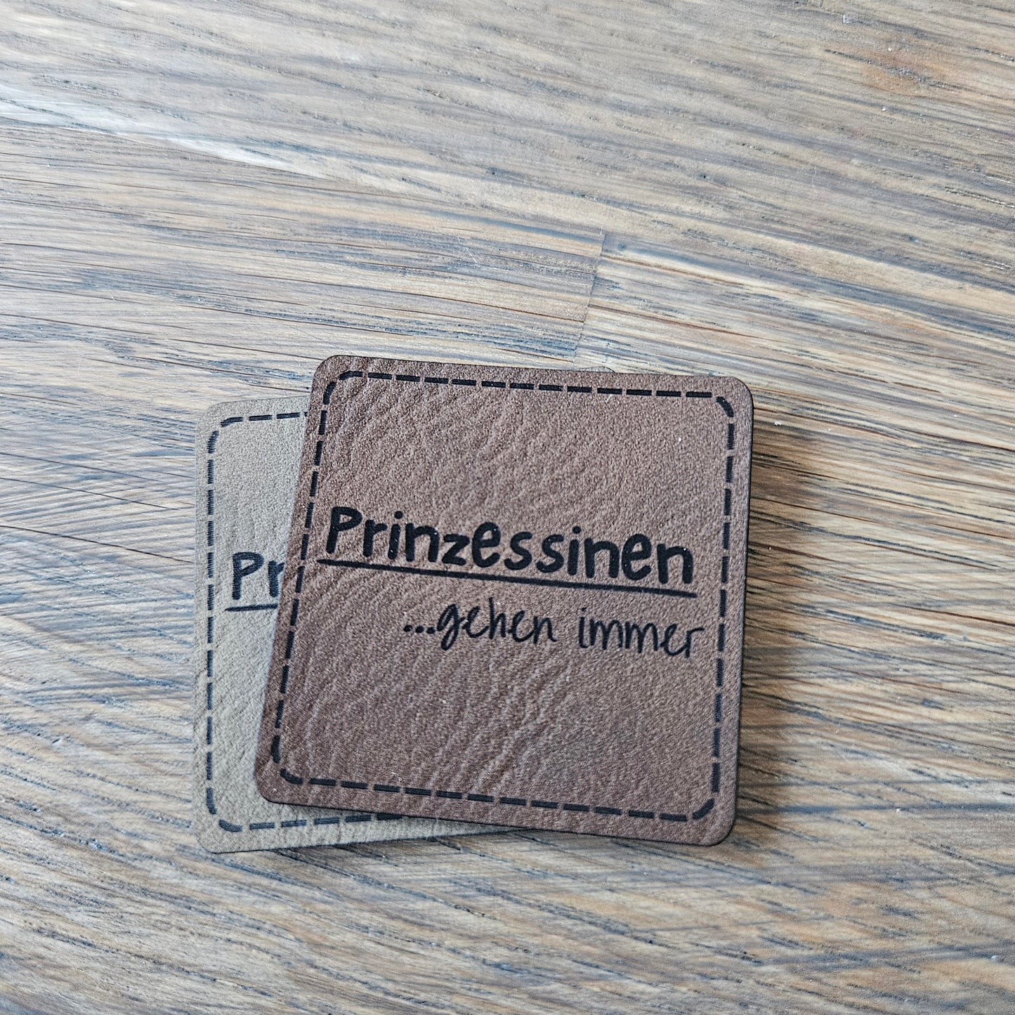 Patch - 4x4cm - Prinzessinen gehen immer