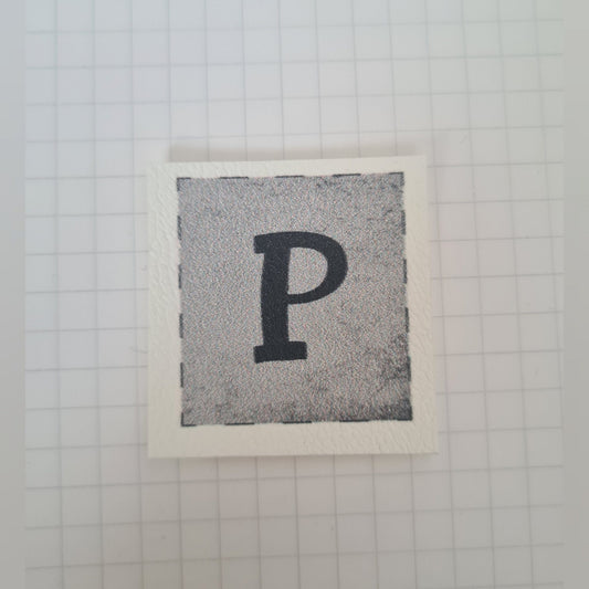 Kunstlederlabel - Buchstaben "P"