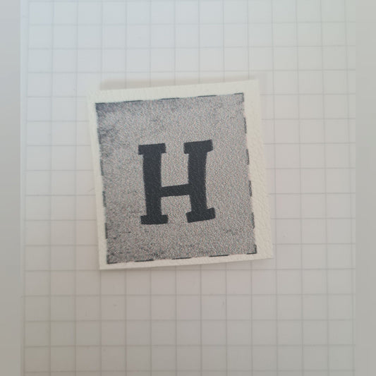Auktion - 3x Kunstlederlabel - Buchstaben "H"