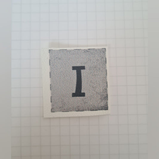 Kunstlederlabel - Buchstaben "I"