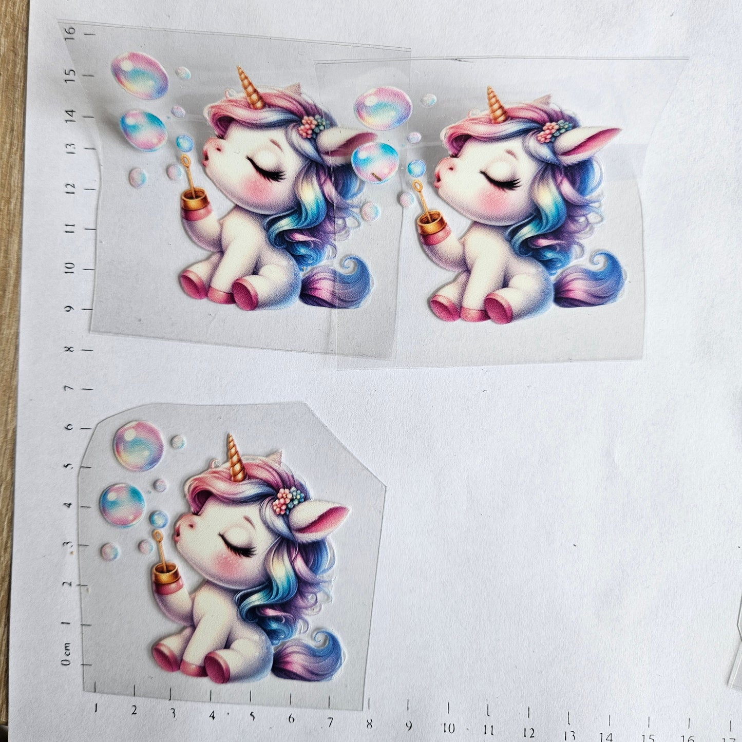 Rub On - 6cm - Einhorn Seifenblasen (1Stk)