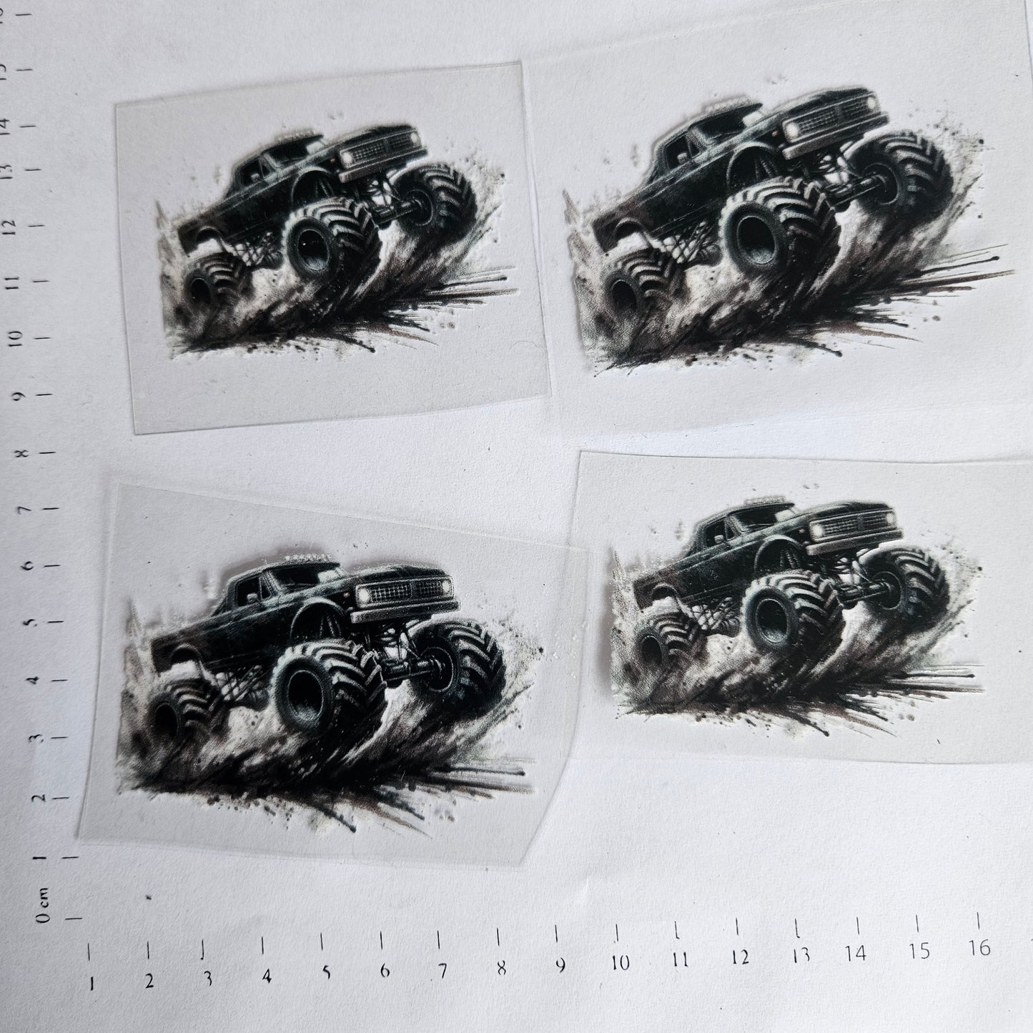 Rub On - 6cm - Monstertruck (1Stk)