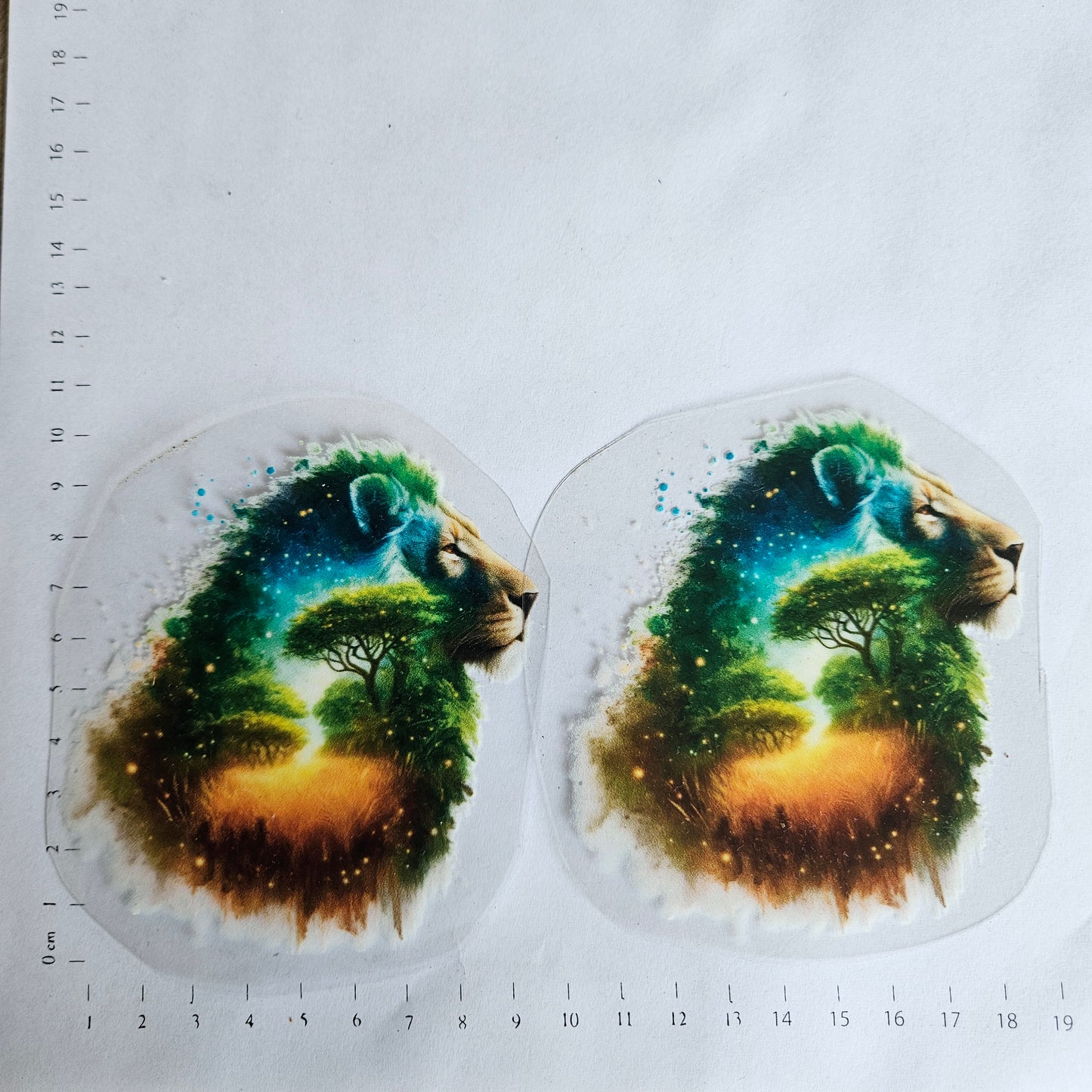Rub On - 10cm - Löwe Landscape seitlich (1Stk)