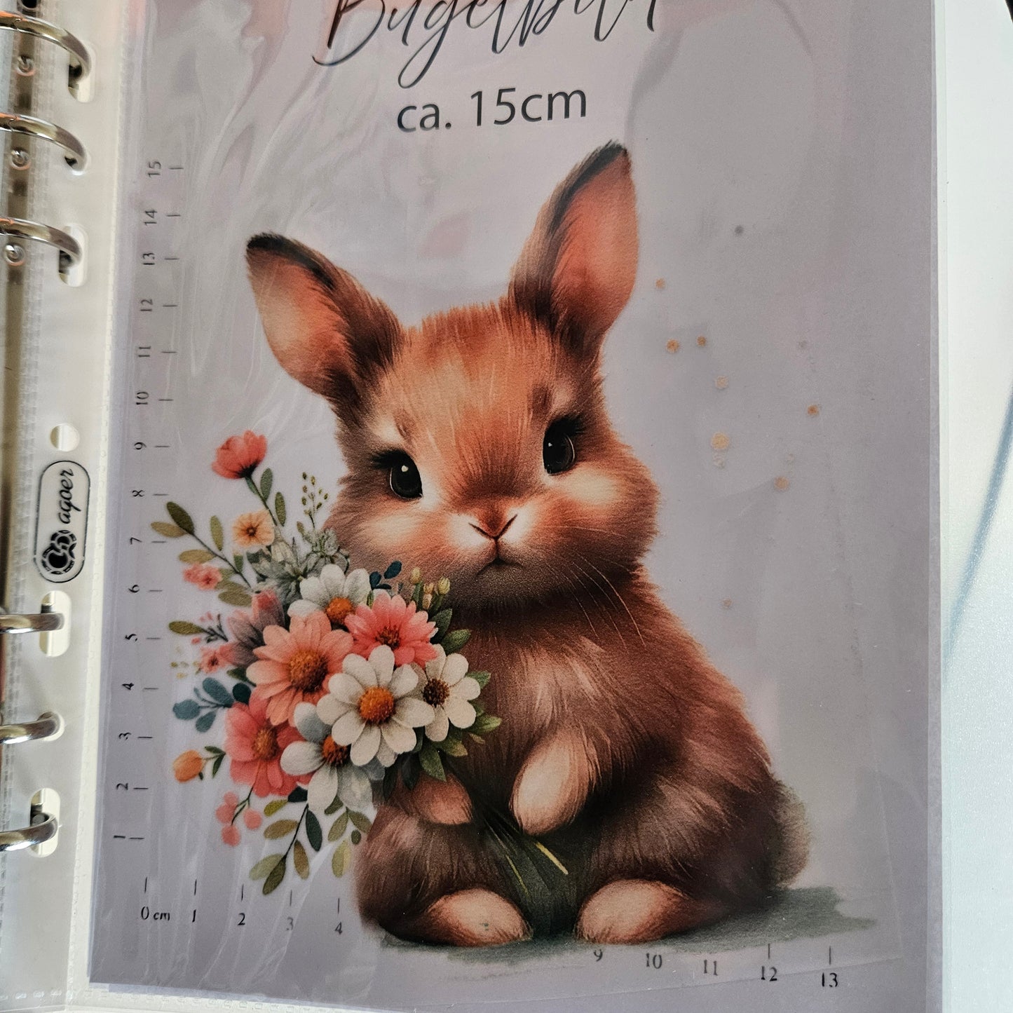 Bügelbild - ca. 15cm - Süßer Hase mit Blumen