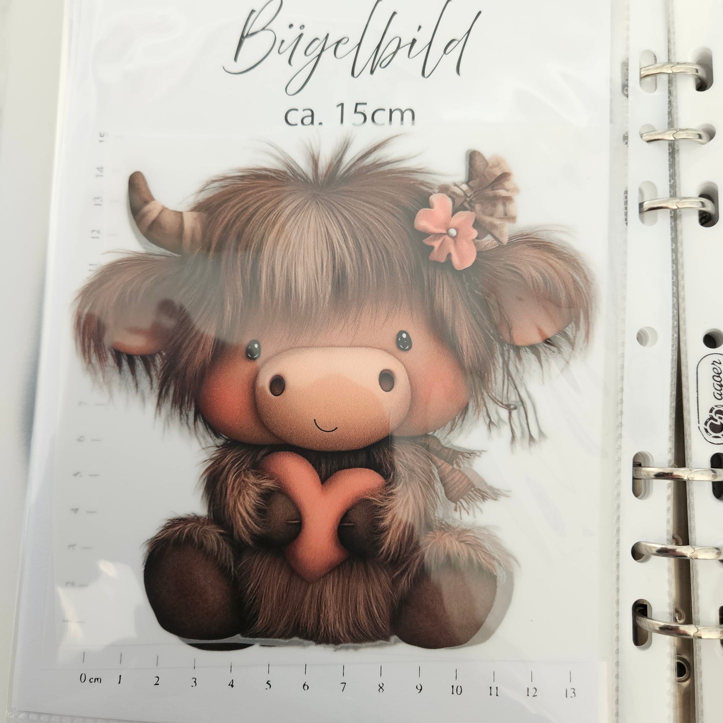 Bügelbild - Highland Kuh mit Herz ca. 15cm