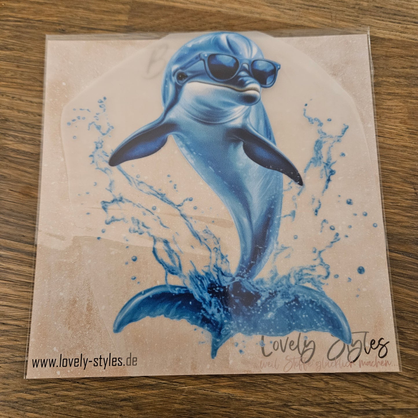 Bügelbild - Cooler Delfin ca. 15cm