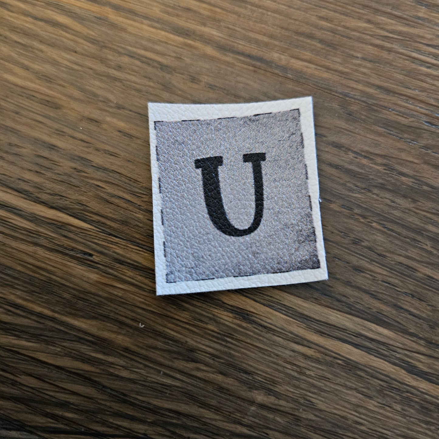 Kunstlederlabel - Buchstaben