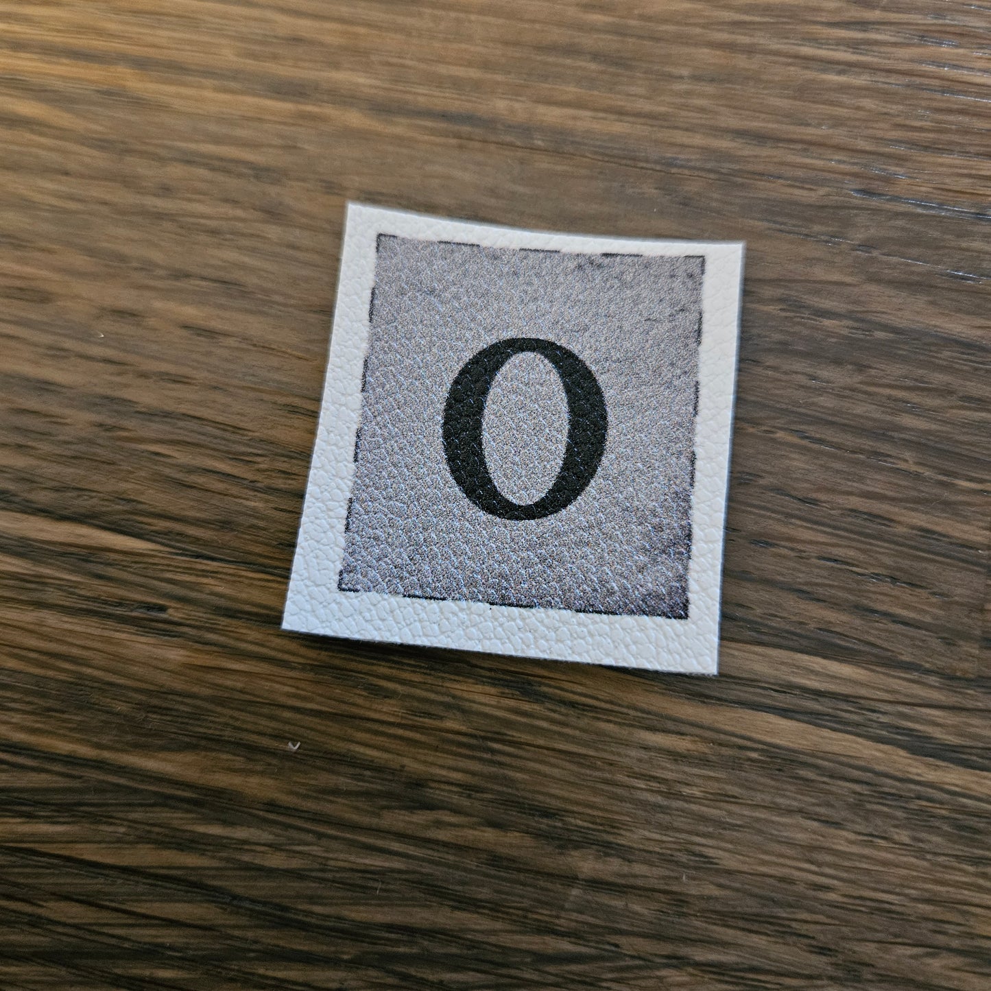 Kunstlederlabel - Buchstaben