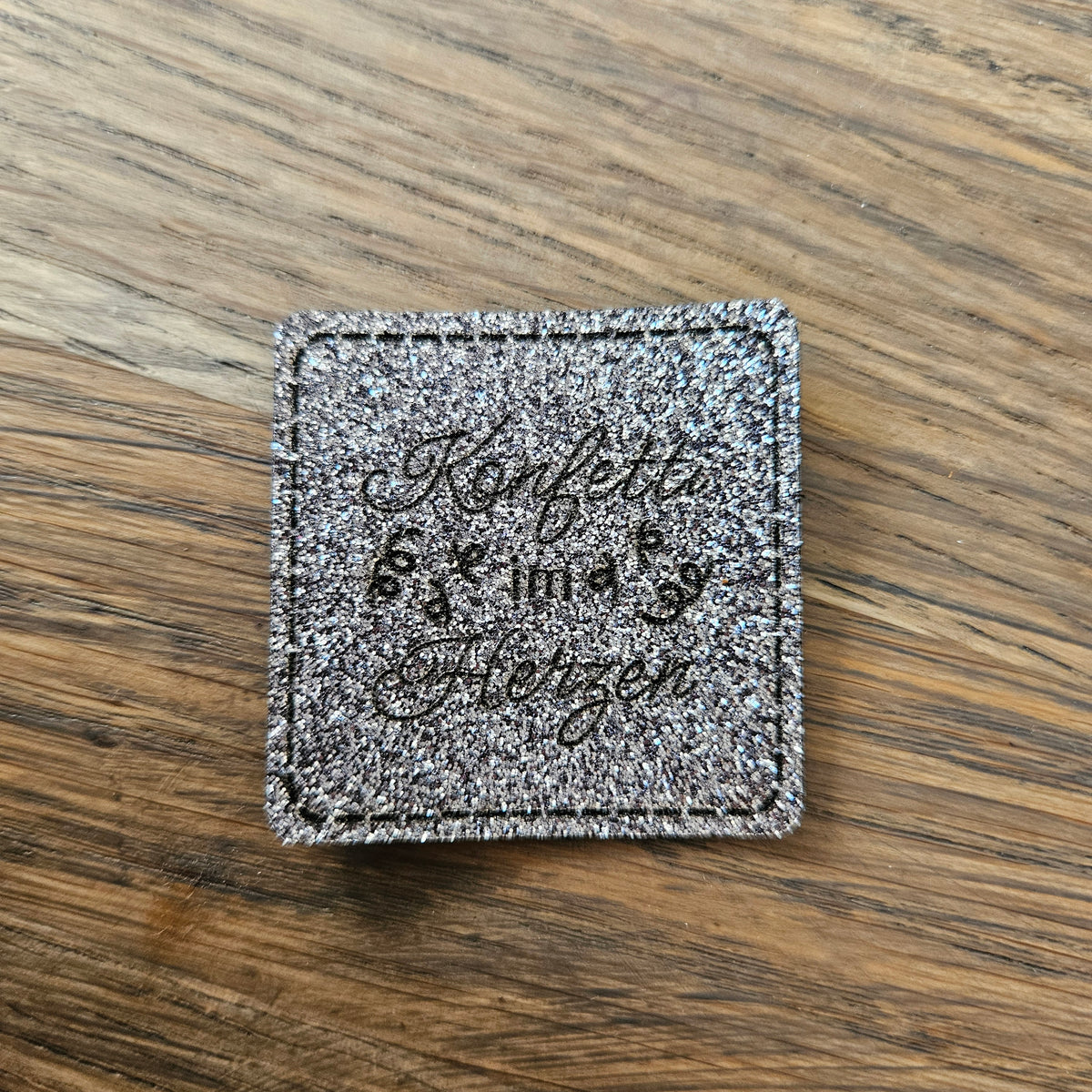 Patch - 4x4cm - Glitzer - Konfetti im Herzen Grau